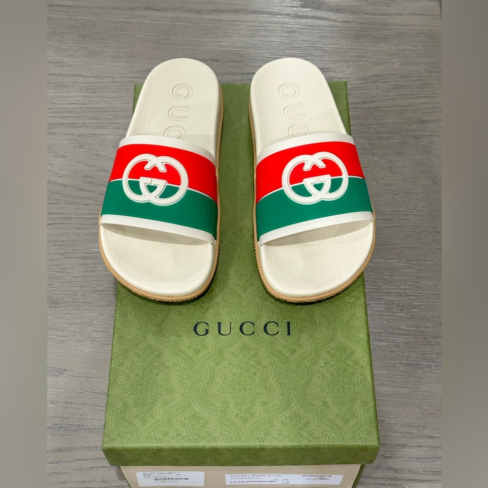 Gucci Rubber Slides - Picture 4 of 11